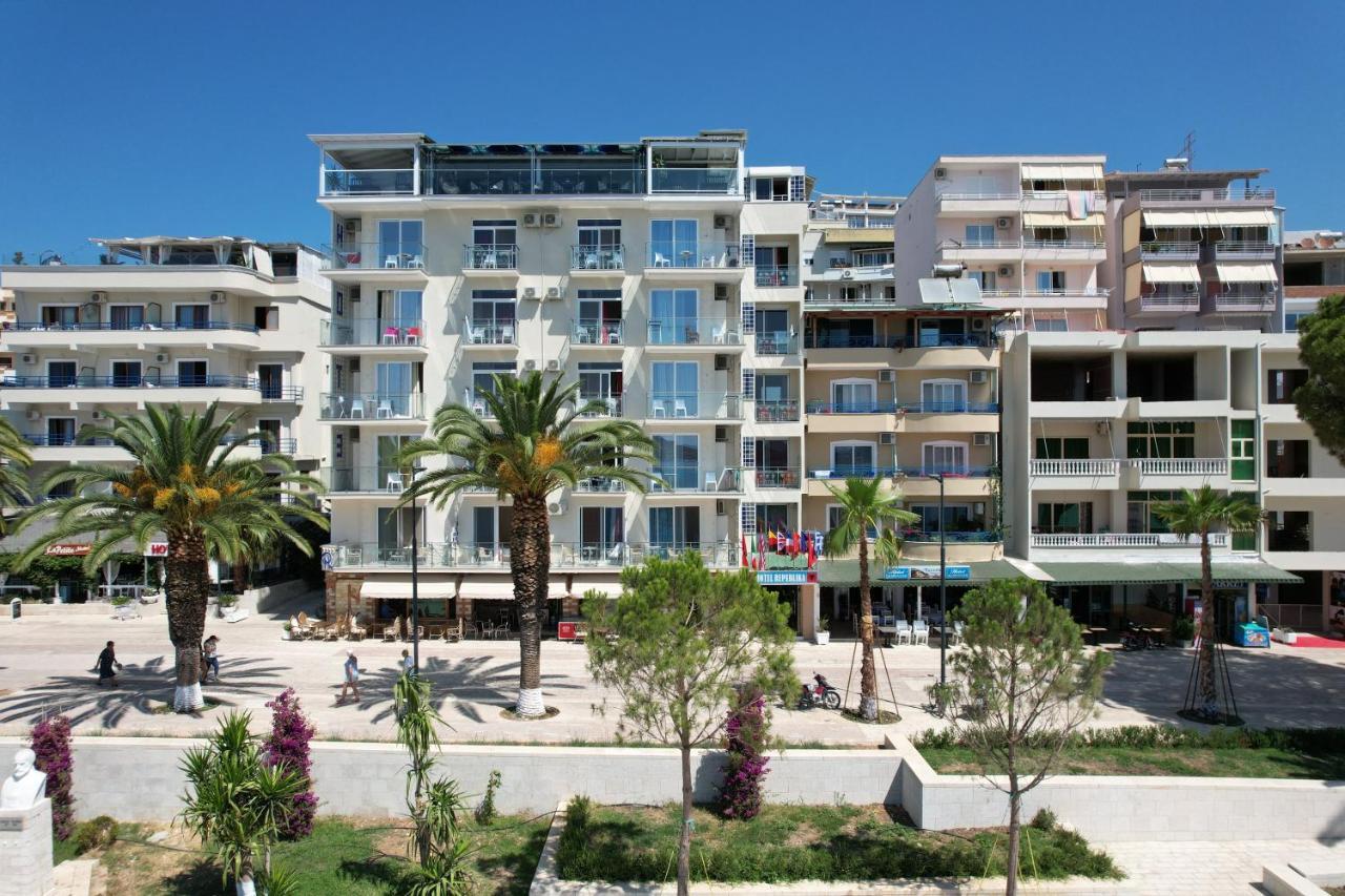 Republika Hotel Sarandë Exteriör bild